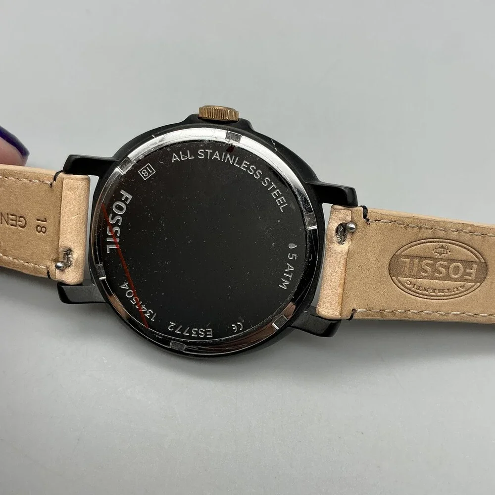 Fossil ES3772 Womens Watch 40mm Gold Tone Beige Leather Crystals New Battery
